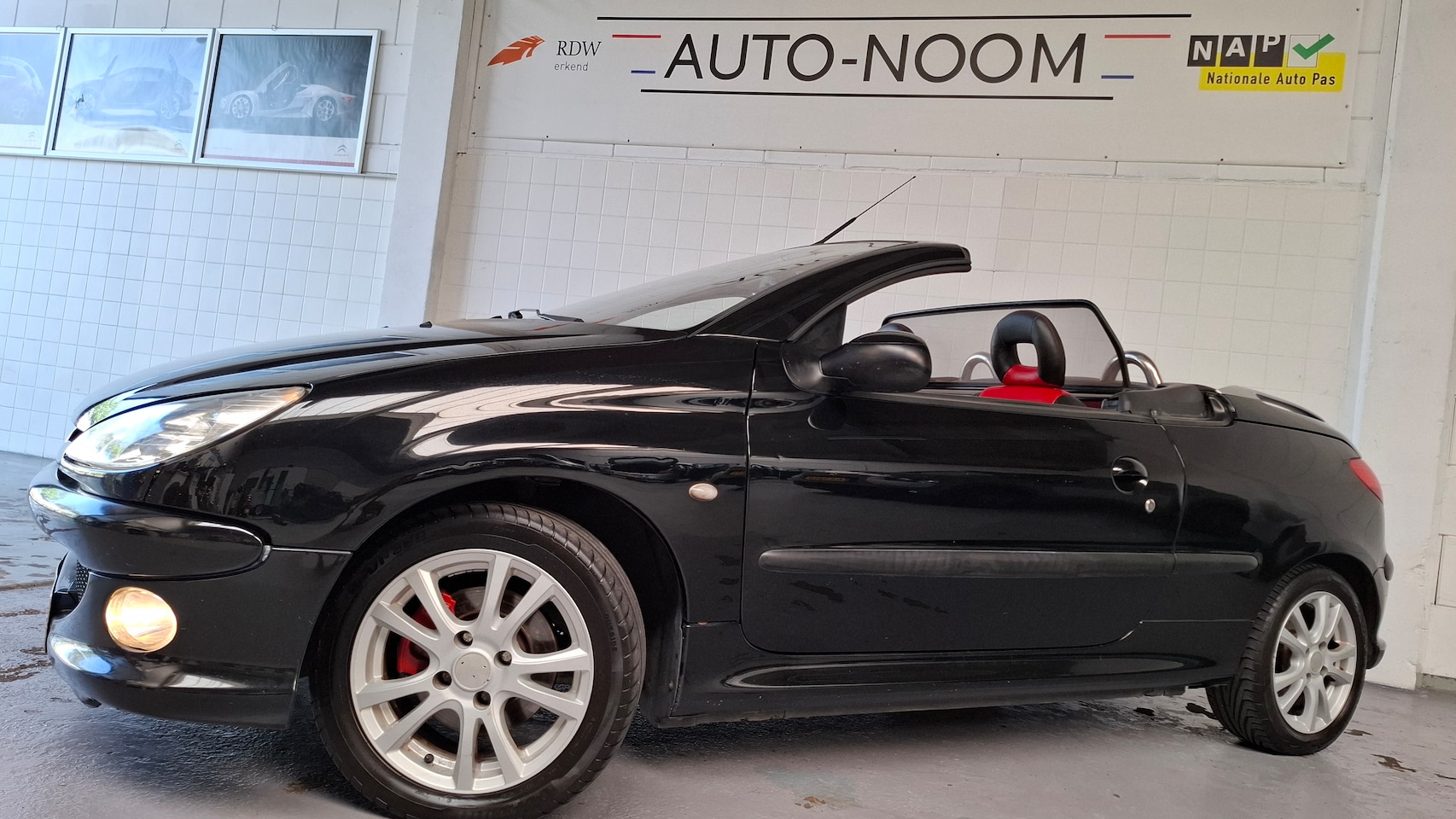 Peugeot 206 CC - 2.0-16V NL-AUTO/AIRCO/ECC/NAP-KM-GARANTIE - AutoWereld.nl