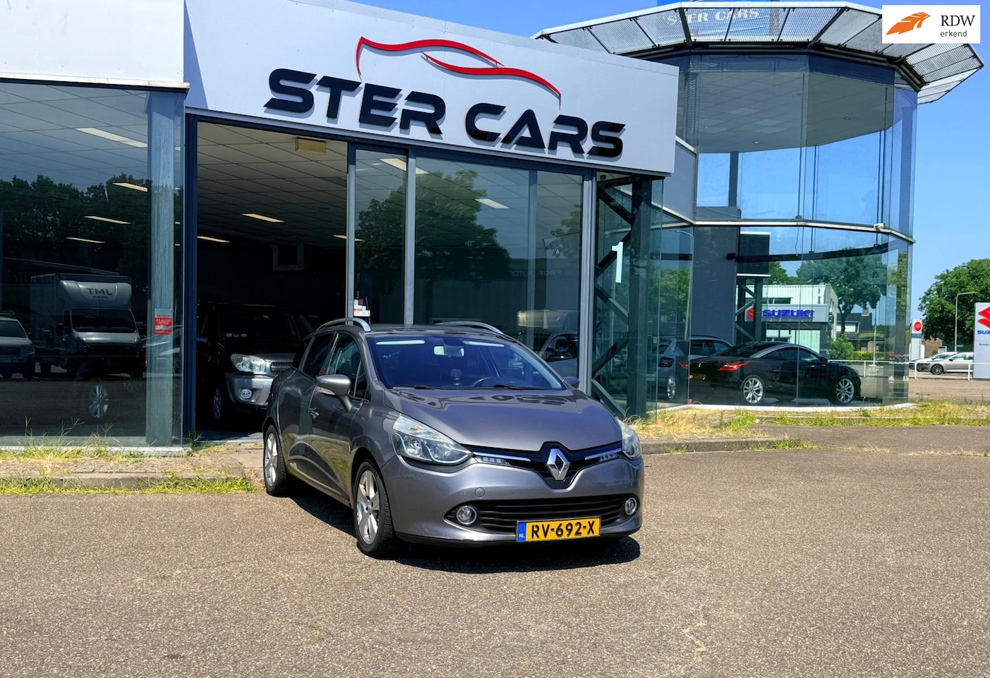 Renault Clio Estate - 1.5 dCi ECO Dynamique|Navi|Cruise contrl|Airco|Nieuw Distributie - AutoWereld.nl