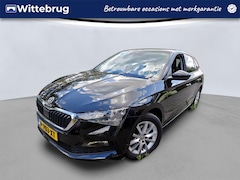 Skoda Scala - 1.0 TSI 110pk Ambition / Navigatie via App Connect / LM 15 inch / Parkeersensoren a / LED