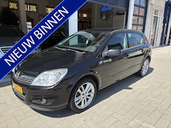 Opel Astra - 1.4 Cosmo 5-DEURS/AIRCO/NAVI/CRUISE