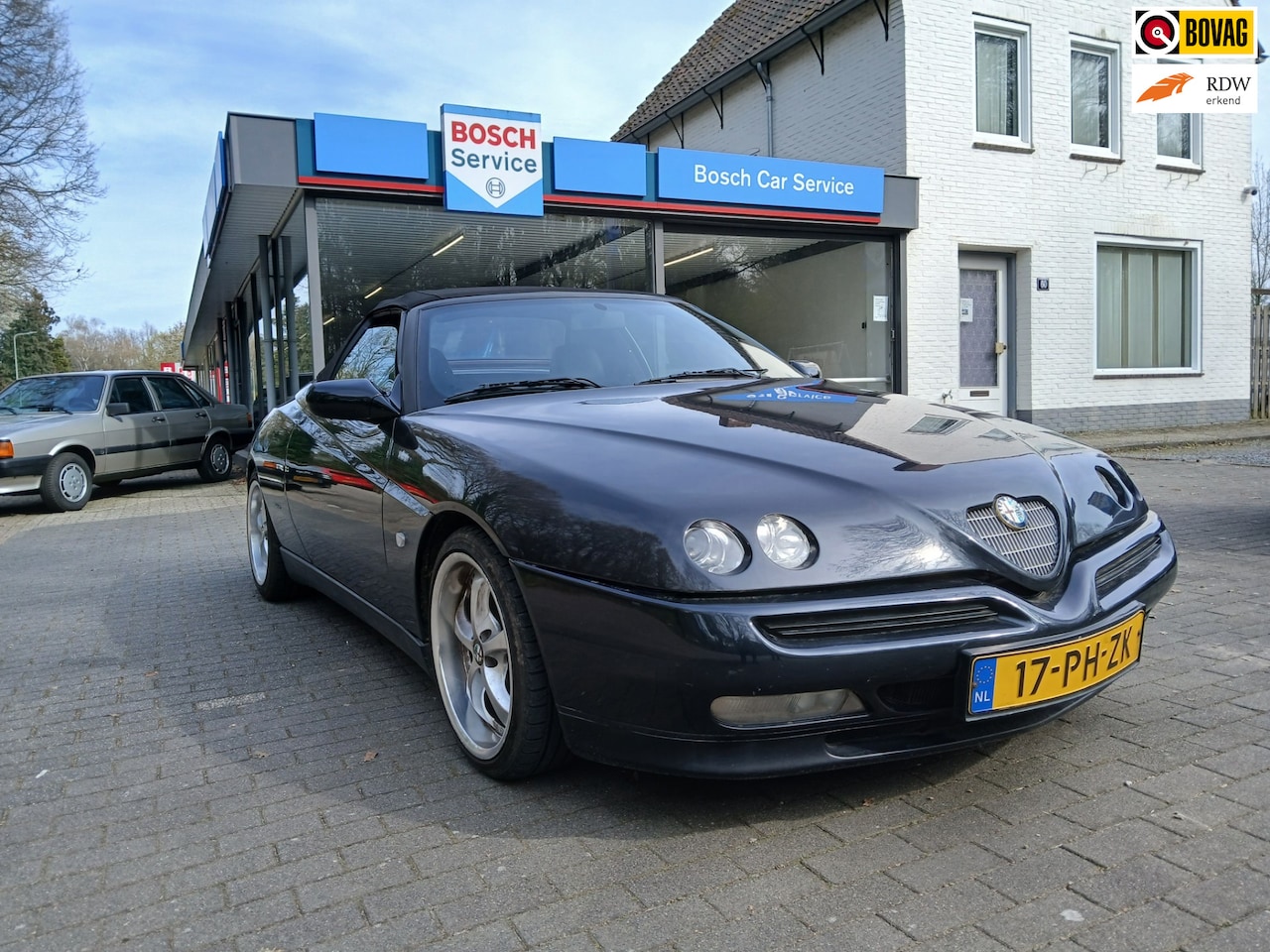 Alfa Romeo Spider - 3.0-12V V6 L 3.0-12V V6 L - AutoWereld.nl
