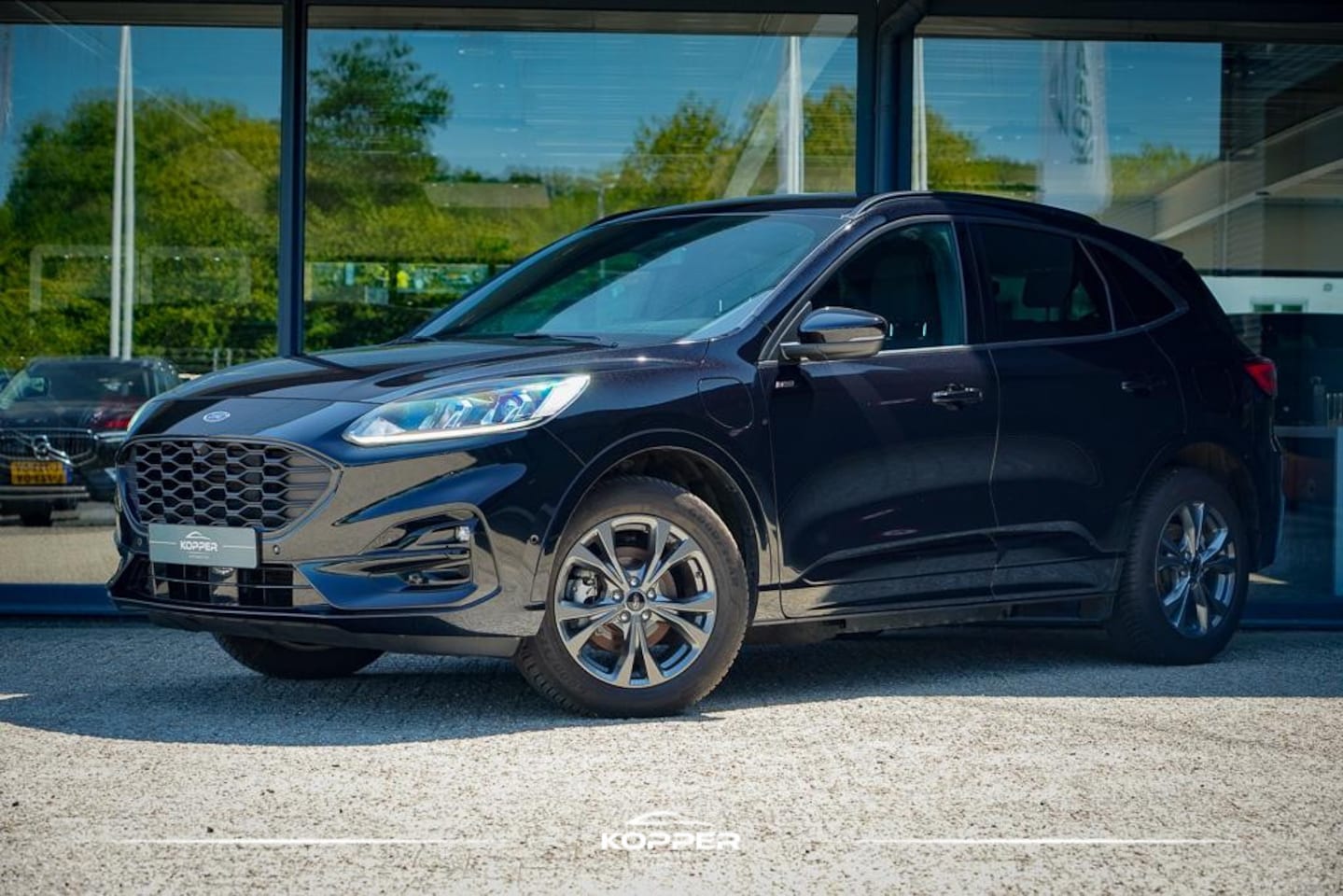Ford Kuga - 2.5 PHEV ST-Line / Driver Assistance / Winter Pack / Incl BTW - AutoWereld.nl