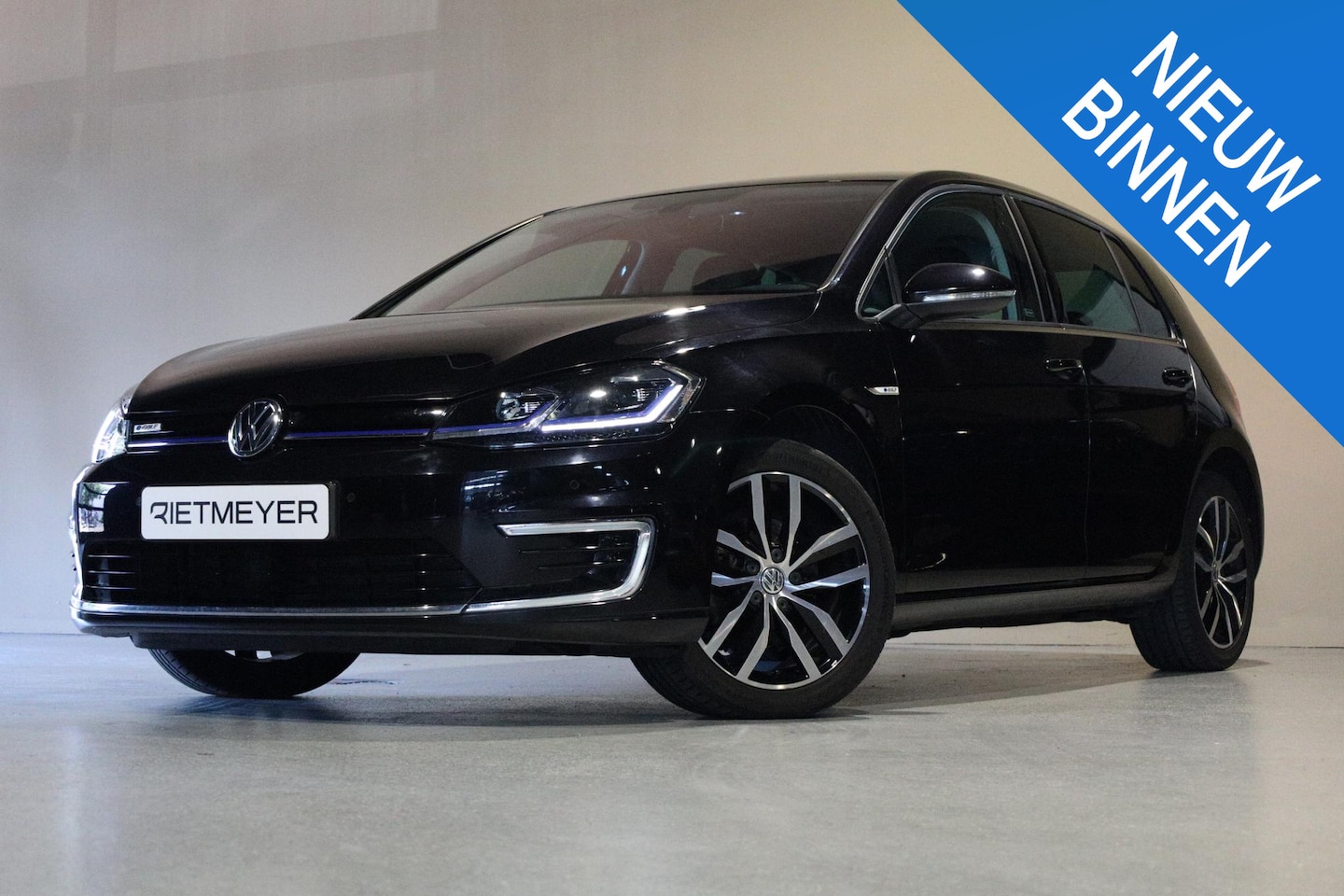 Volkswagen e-Golf - |Camera |Digital Dashboard |ACC |Carplay | - AutoWereld.nl