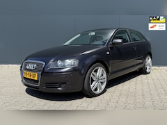 Audi A3 - 1.6 Attraction Airco Cruise 18 Inch Nieuw APK