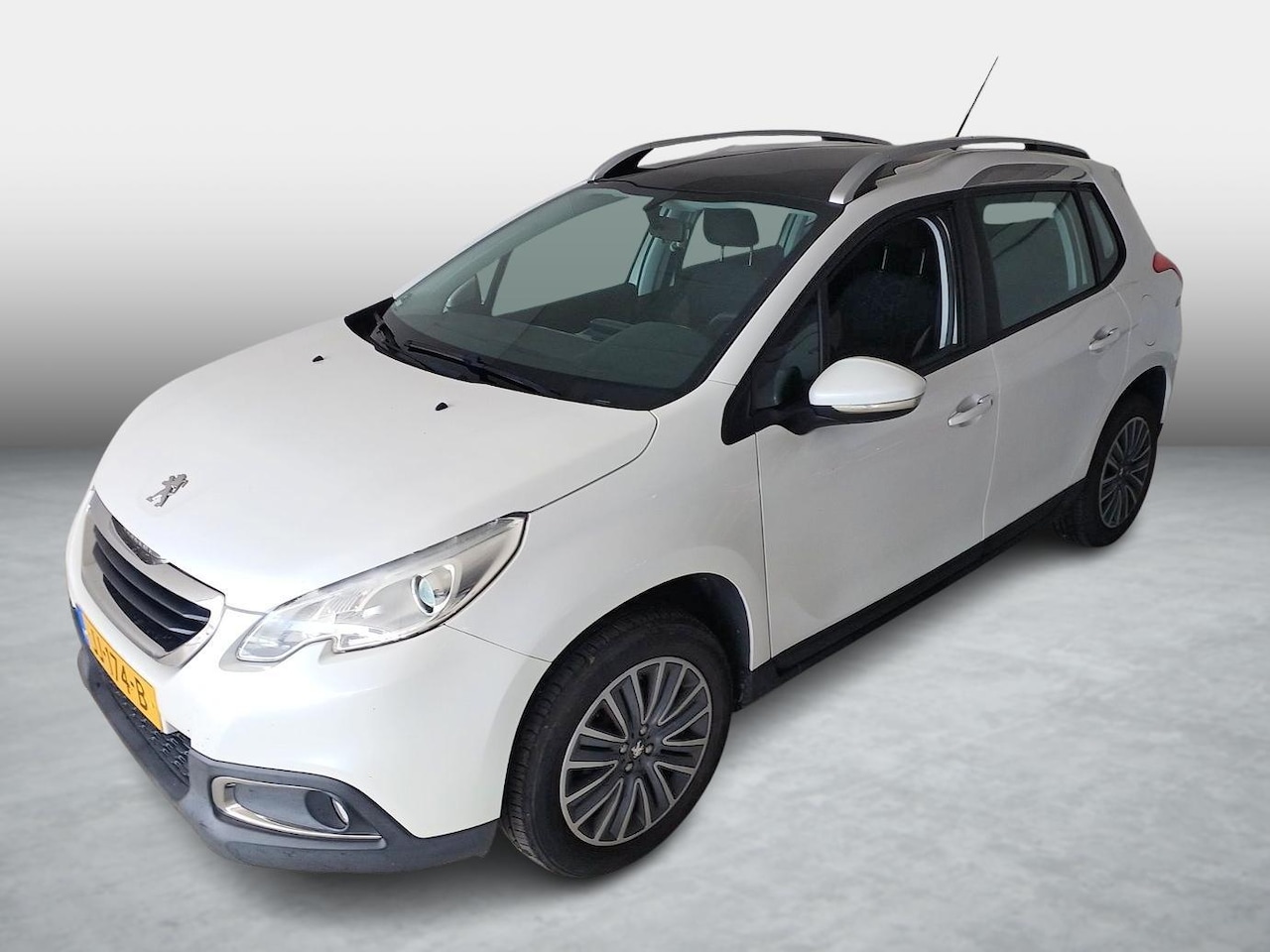 Peugeot 2008 - 1.2 Blue Lion 110PK - AutoWereld.nl