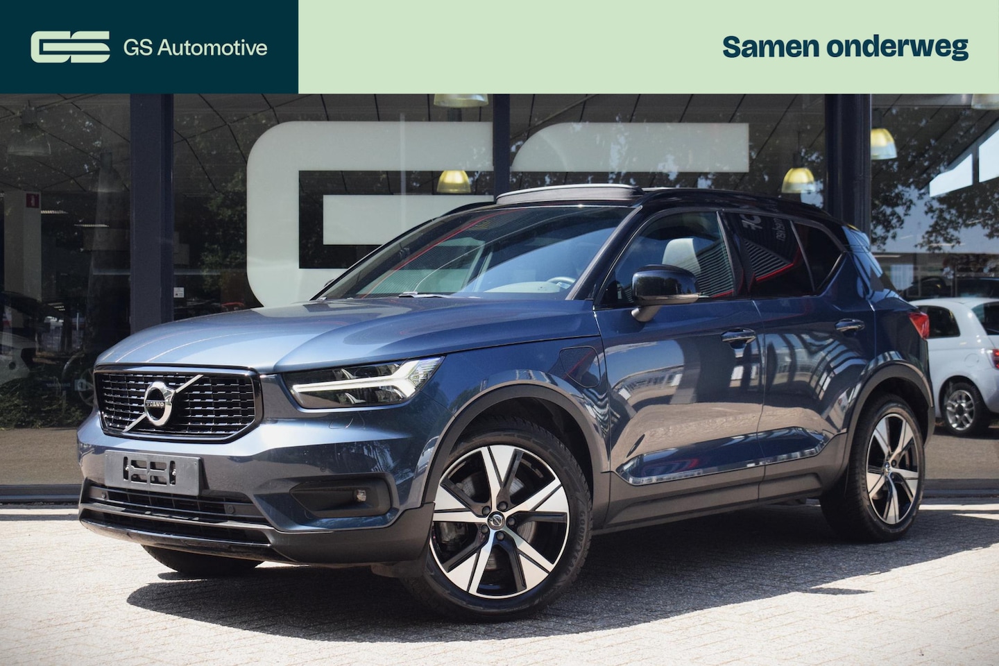 Volvo XC40 - 1.5 T5 PHEV R-Design met PANORAMA|TREKHAAK|LEDER| - AutoWereld.nl
