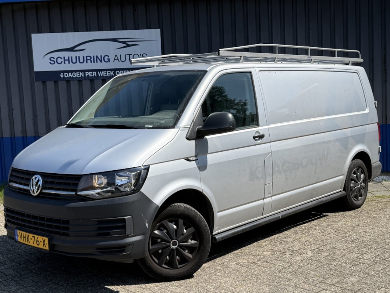 Volkswagen Transporter - 2.0 TDI L2H1 2.0 TDI L2H1 - AutoWereld.nl