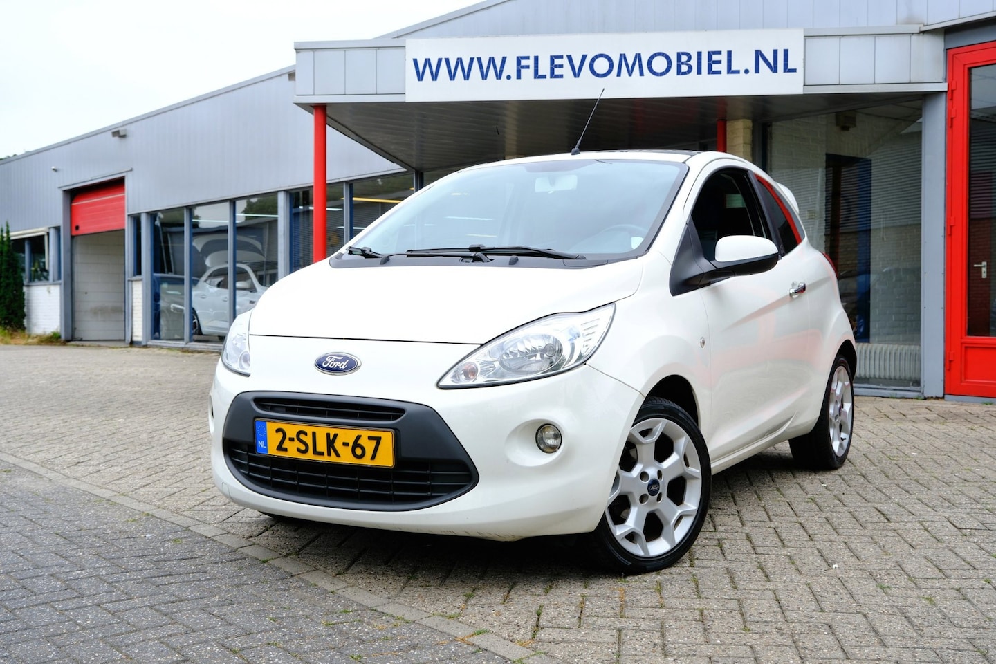 Ford Ka - 1.2 Titanium X start/stop Pano|Airco|LMV|Stoelverw - AutoWereld.nl