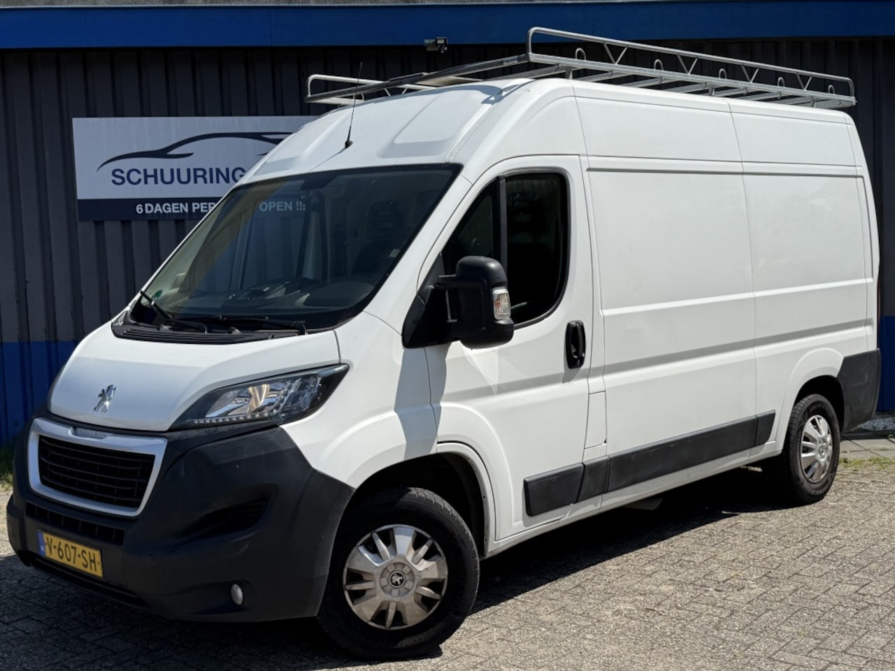 Peugeot Boxer - 330 2.0 HDI L2H2 Navi / Airco - AutoWereld.nl