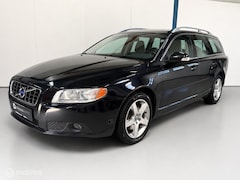 Volvo V70 - 2.5FT Summum AUTOMAAT / LEER