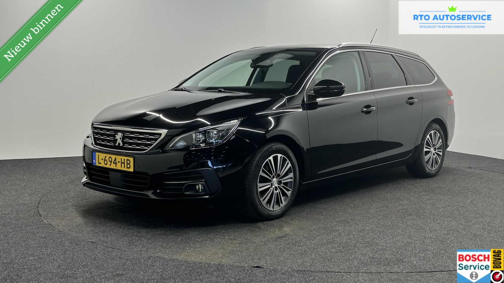 Peugeot 308 SW - 1.2 PureTech Blue Lease Allure ACC CARPLAY - AutoWereld.nl