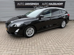 Ford Focus Wagon - 1.0 EcoBoost Titanium X Business | Bomvol | Camera | Stoel/Stuurverwarming | PDC V+A | Key