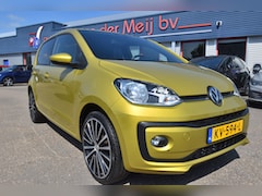 Volkswagen Up! - 1.0 BMT high up , CLIMATR , A UITRIJ CAM , CR CONTR , PDC A , LMV17 , MISTL V , ZWARTE HEM
