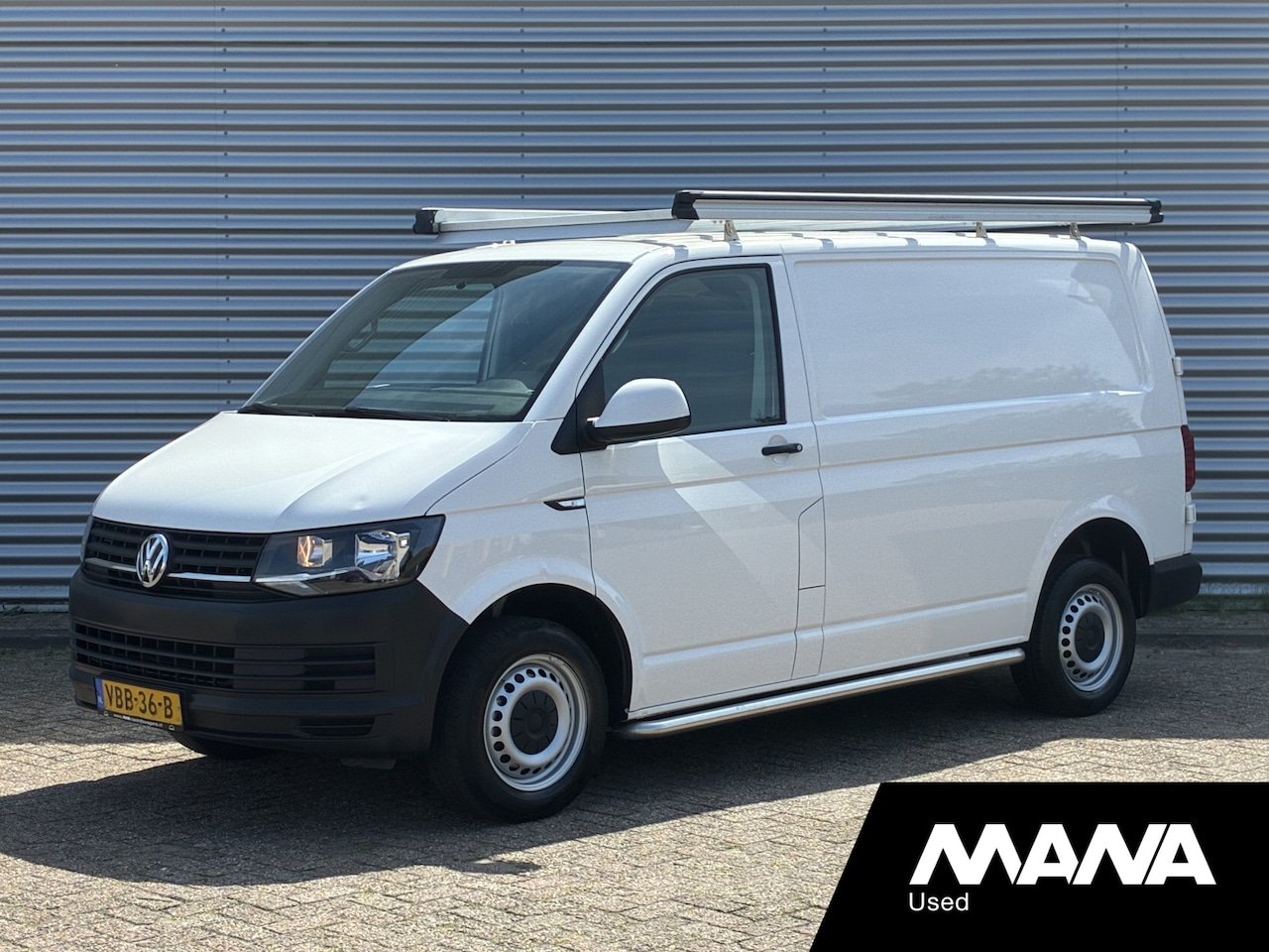 Volkswagen Transporter - 2.0 TDI L1H1 85pk Imperiaal Trekhaak Airco Carplay - AutoWereld.nl