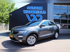 Volkswagen T-Roc - 1.0 TSI 115pk Style NL-Auto/ACC/Carplay/Park.sens