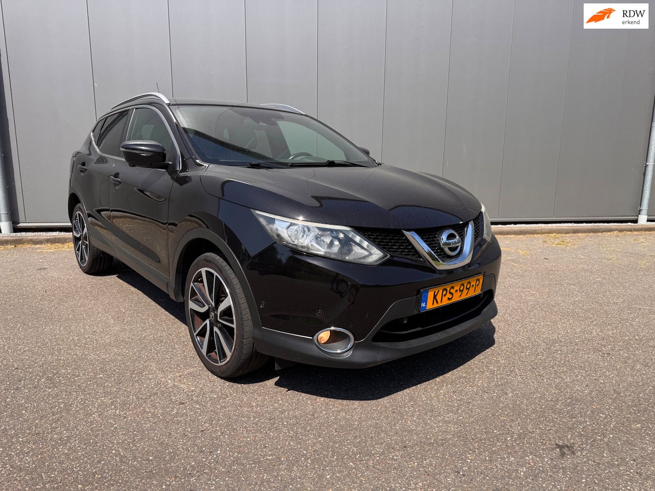 Nissan Qashqai - 1.2 Tekna 360 cam.leder navi clima 19 inch - AutoWereld.nl