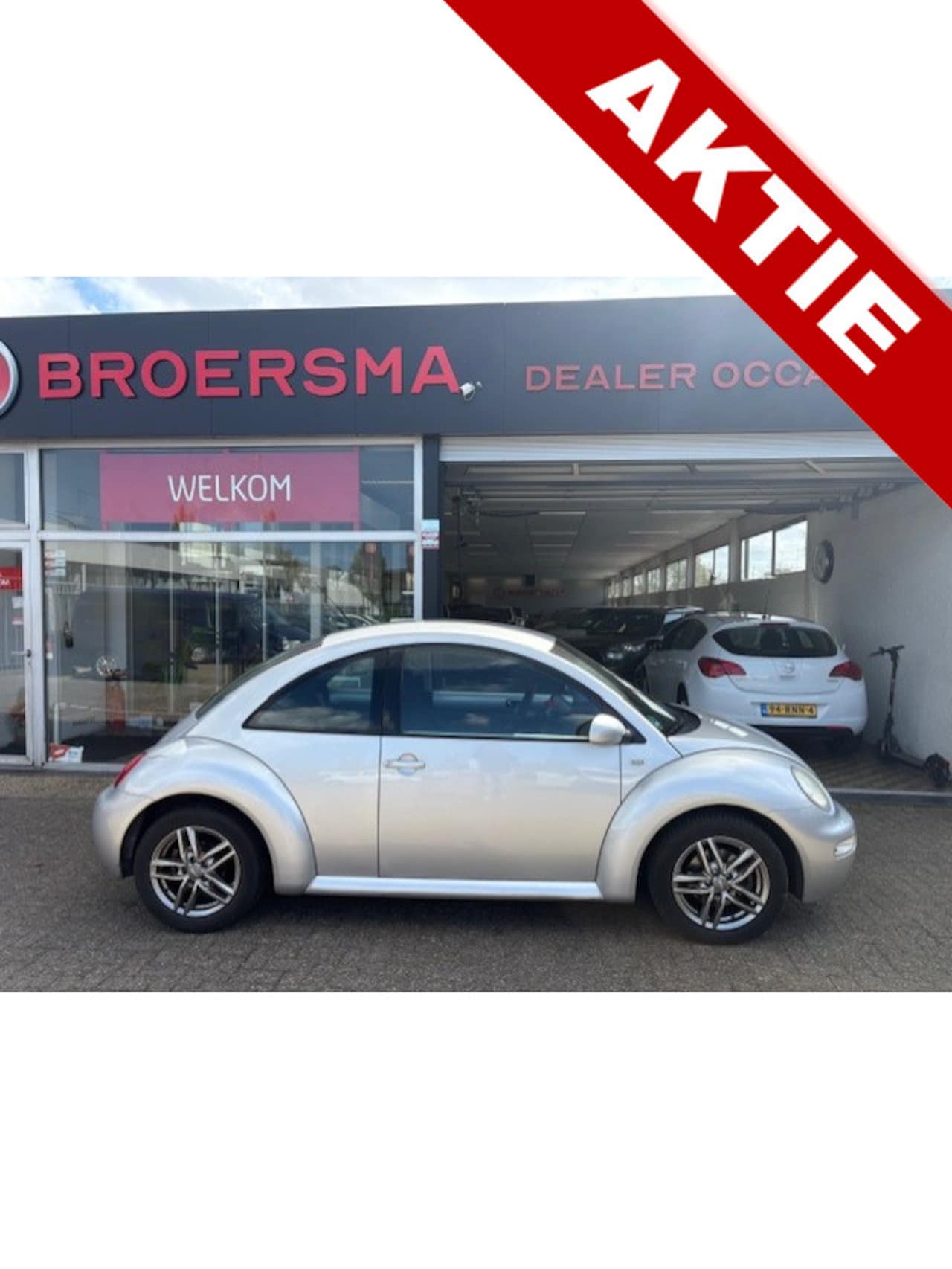 Volkswagen New Beetle - 1.6 NIEUWE APK *  152.000 KM NAP * - AutoWereld.nl