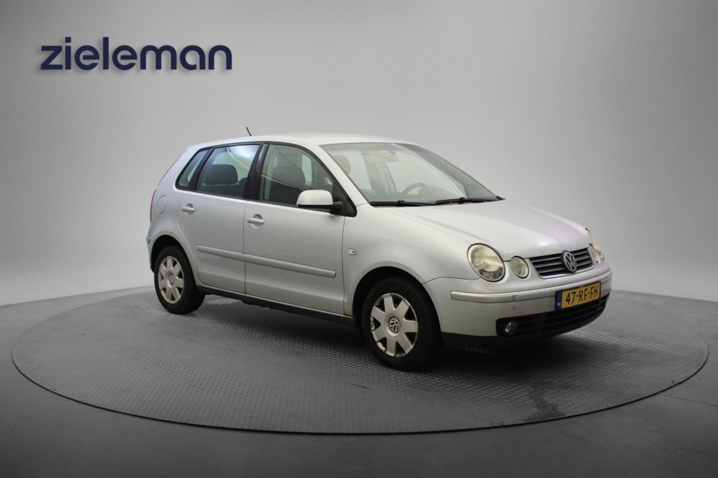 Volkswagen Polo - 1.4 16V Highline - Cruise, Clima - AutoWereld.nl