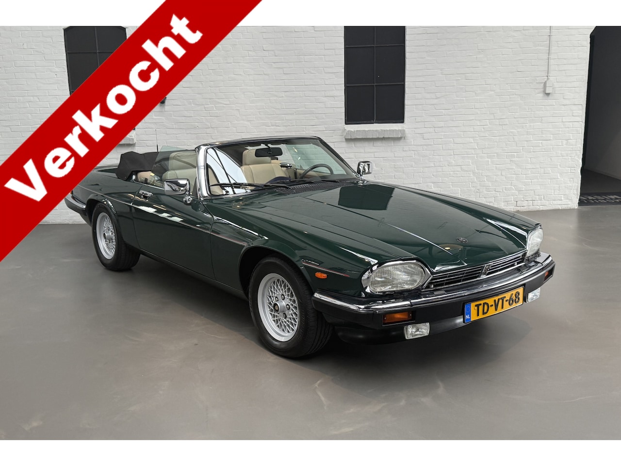Jaguar XJS - 5.3 V12 Convertertible 26 YEARS LAST OWNERSHIP PERFECT CONDITION - AutoWereld.nl