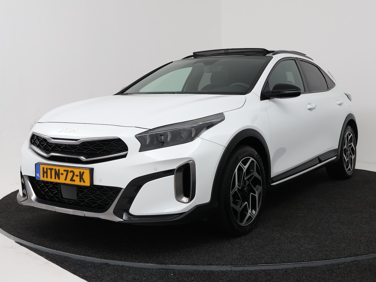 Kia XCeed - 1.5 T-GDi GT-Line Onderweg-naar-vestiging - AutoWereld.nl