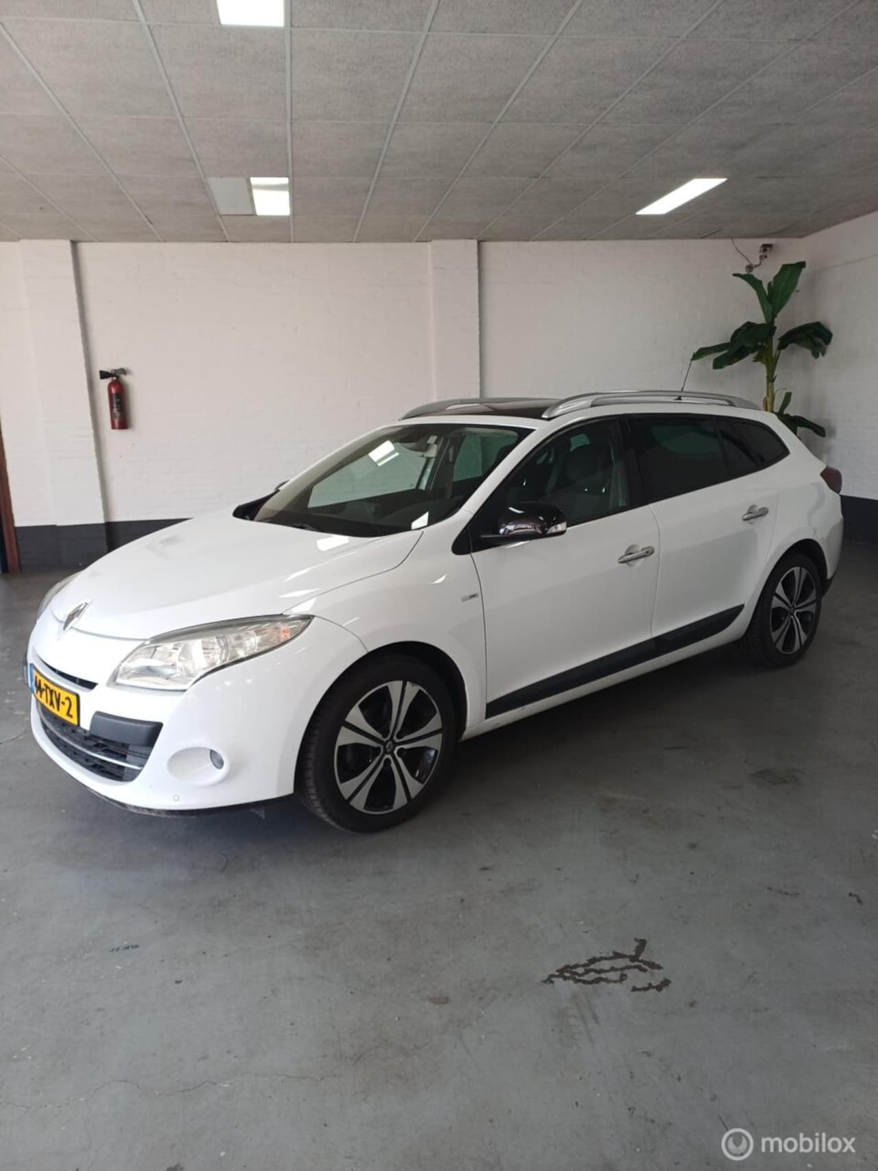 Renault Mégane Estate - 1.4 TCe BOSE 1.4 TCe Bose - AutoWereld.nl
