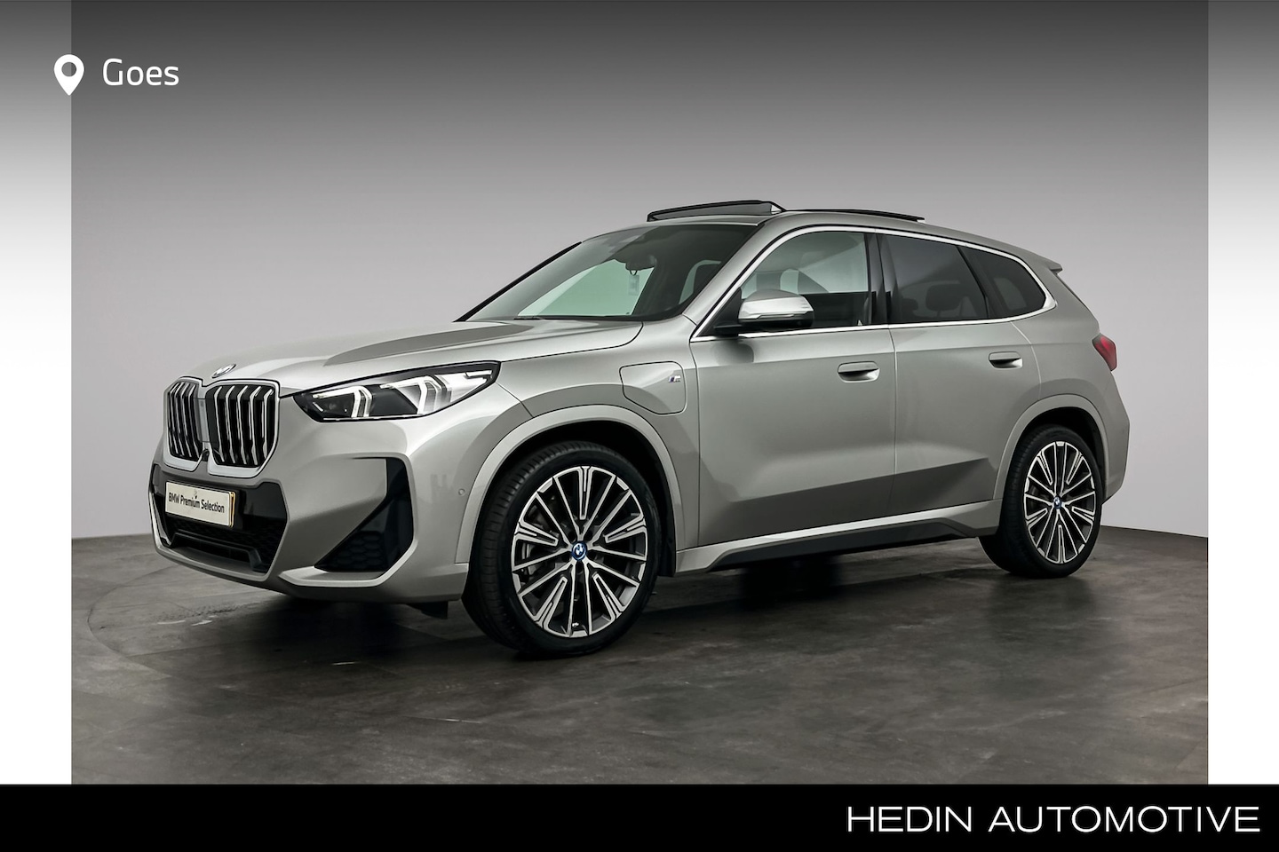 BMW X1 - xDrive25e | Stuurwielrand verwarmd | Comfort Access | Glazen panoramadak | Extra getint gl - AutoWereld.nl