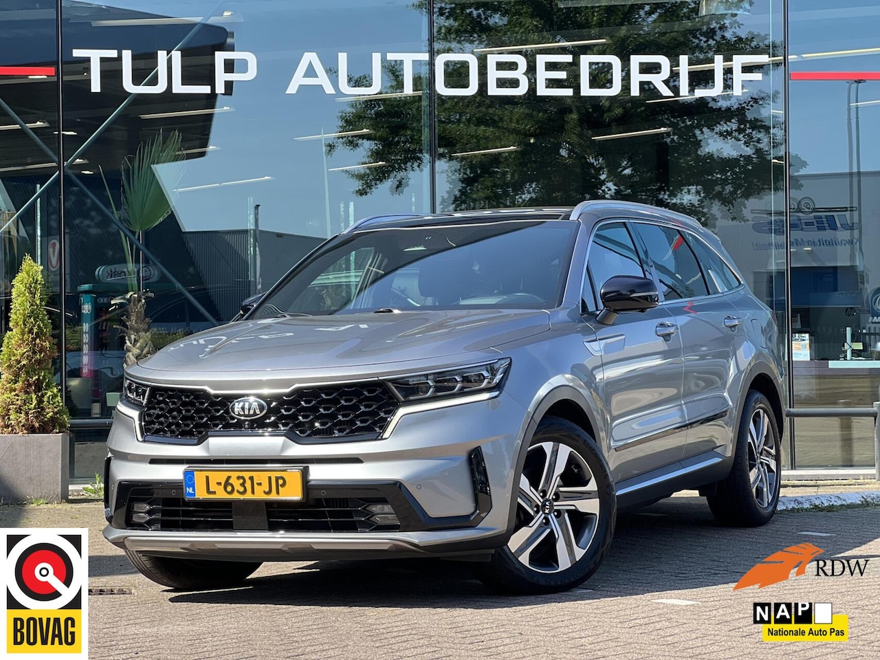 Kia Sorento - 1.6 T-GDi Hybrid 2WD ExecutiveLine 7p. 1.6 T-GDI Hybrid 2WD ExecutiveLine 7p. BTW NAP - AutoWereld.nl