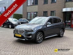 BMW X1 - sDrive20i High Executive Panodak Leer Memory Navi Camera HUD LED