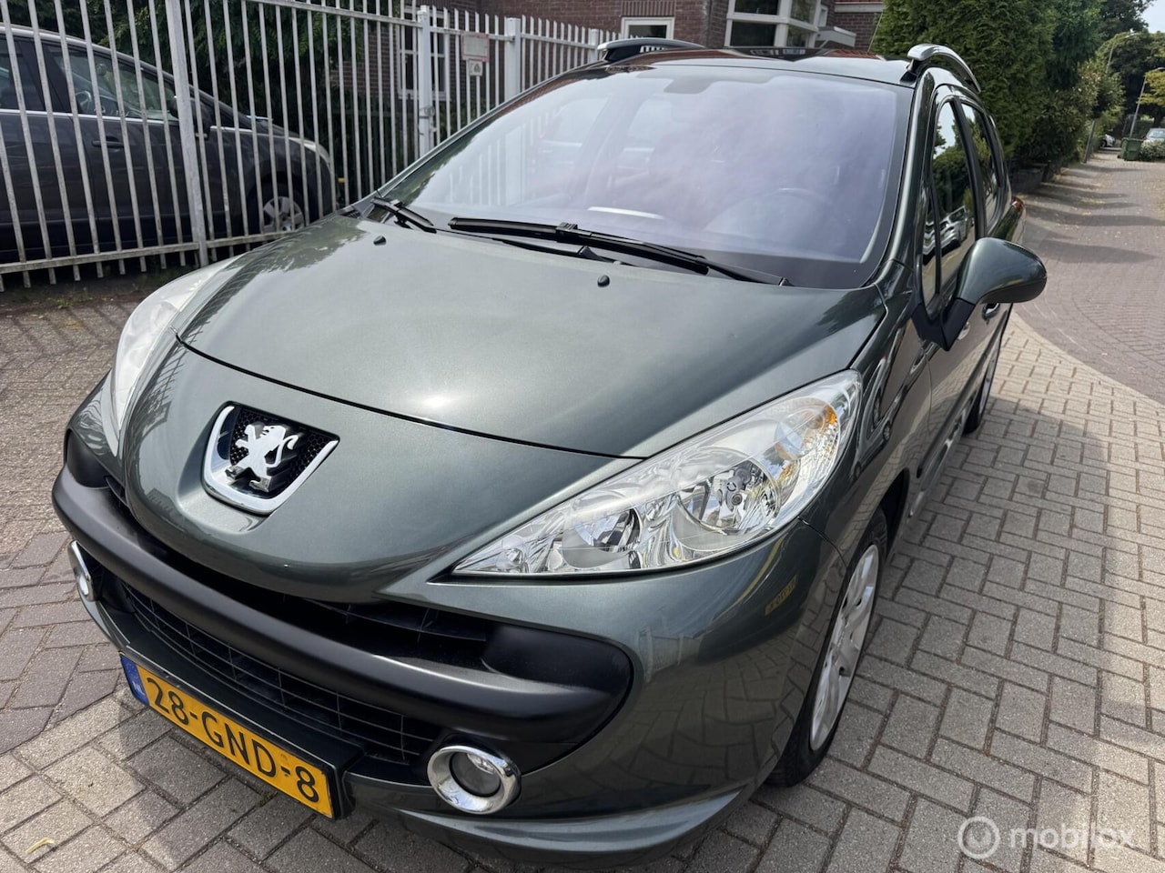 Peugeot 207 SW - 1.6 VTi XS 1.6 VTi XS - AutoWereld.nl