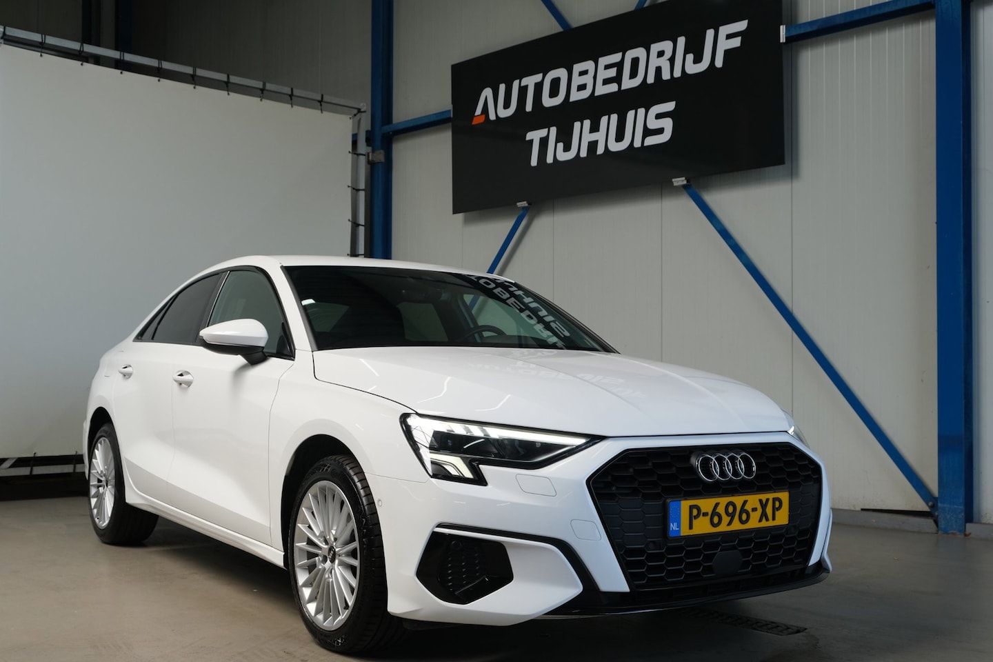 Audi A3 Limousine - 30 TFSI Advanced edition - N.A.P. Airco, Cruise, Navi, PDC, Carplay, Virtual display. - AutoWereld.nl