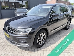 Volkswagen Tiguan - 2.0 TDI Comfortline NAVI / ELEKTR.TREKHAAK / NIEUWE APK