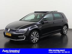 Volkswagen Golf - 1.4 TSI GTE | Panoramadak | Apple Carplay | Zondag Open