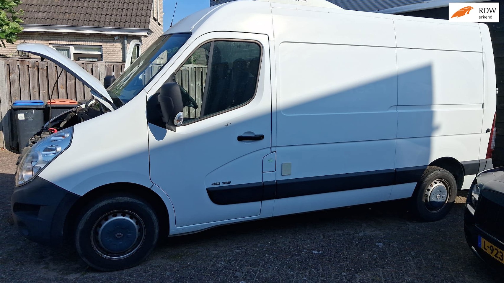Renault Master - T35 2.3 dCi L2H2 KOELWAGEN - AutoWereld.nl