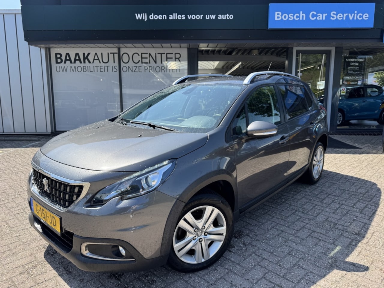Peugeot 2008 - 1.2 PureTech Signature | Navi | Nieuwe distributieriem - AutoWereld.nl