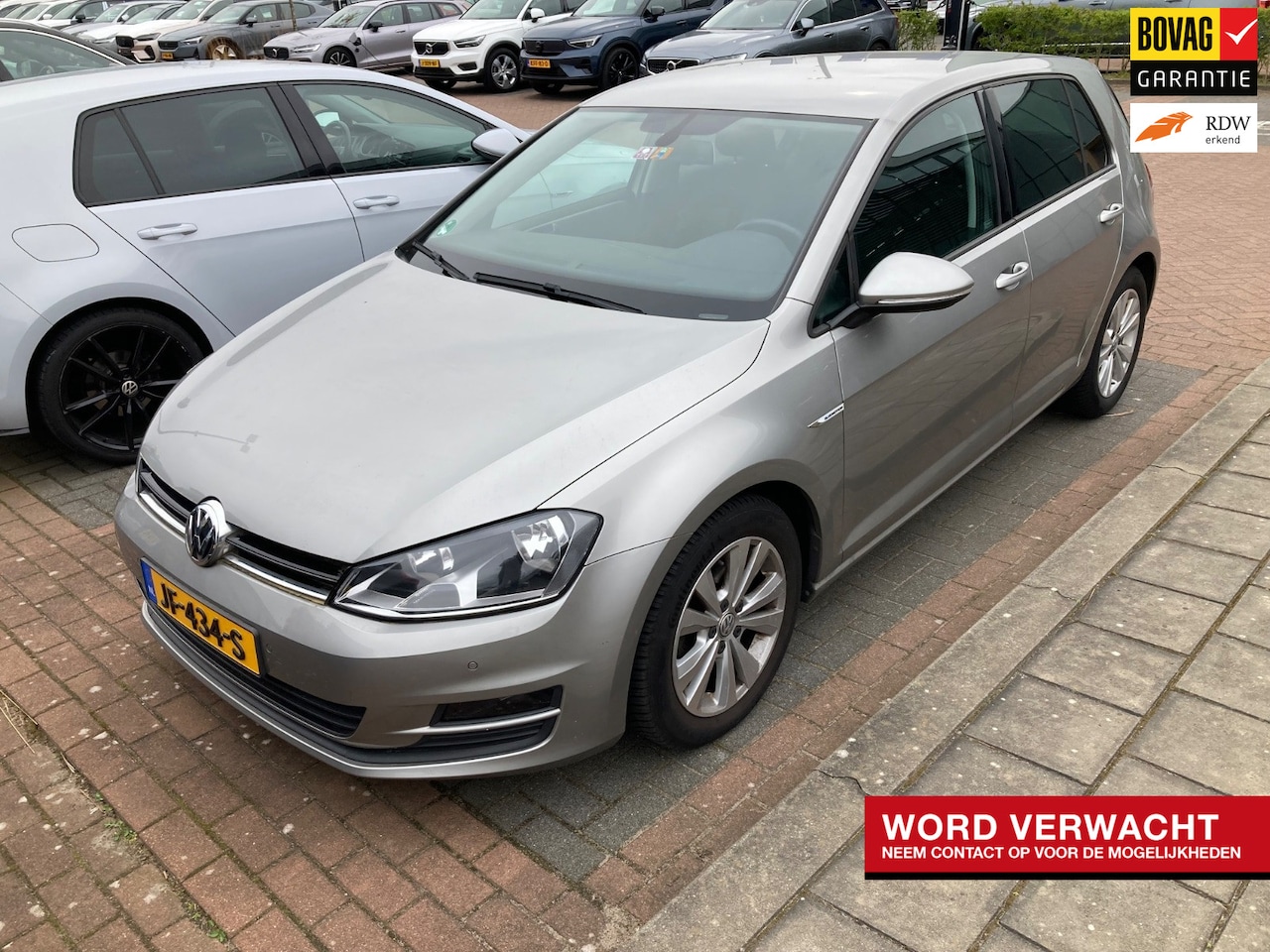 Volkswagen Golf - 1.0 TSI Business Edition Connected 1.0 TSI Business Edition Connected - AutoWereld.nl