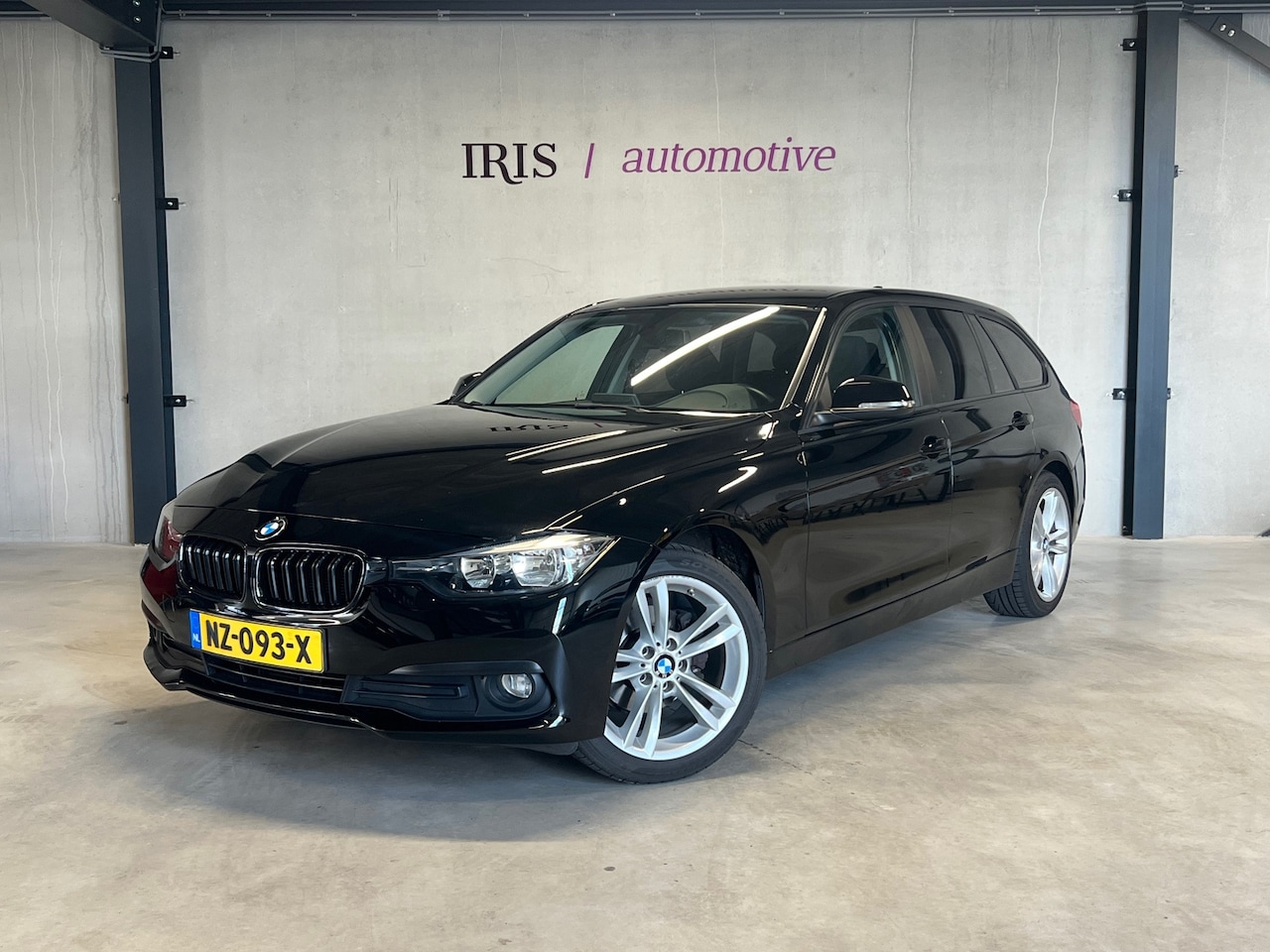 BMW 3-serie Touring - 318i - Stoelverwarming - PDC - Navi - Goed onderhoud - AutoWereld.nl