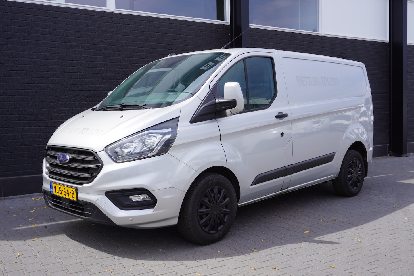 Ford Transit Custom - 2.0 TDCI 130PK Automaat EURO 6 - Airco - Cruise - Camera - € 13.950,- Excl. - AutoWereld.nl