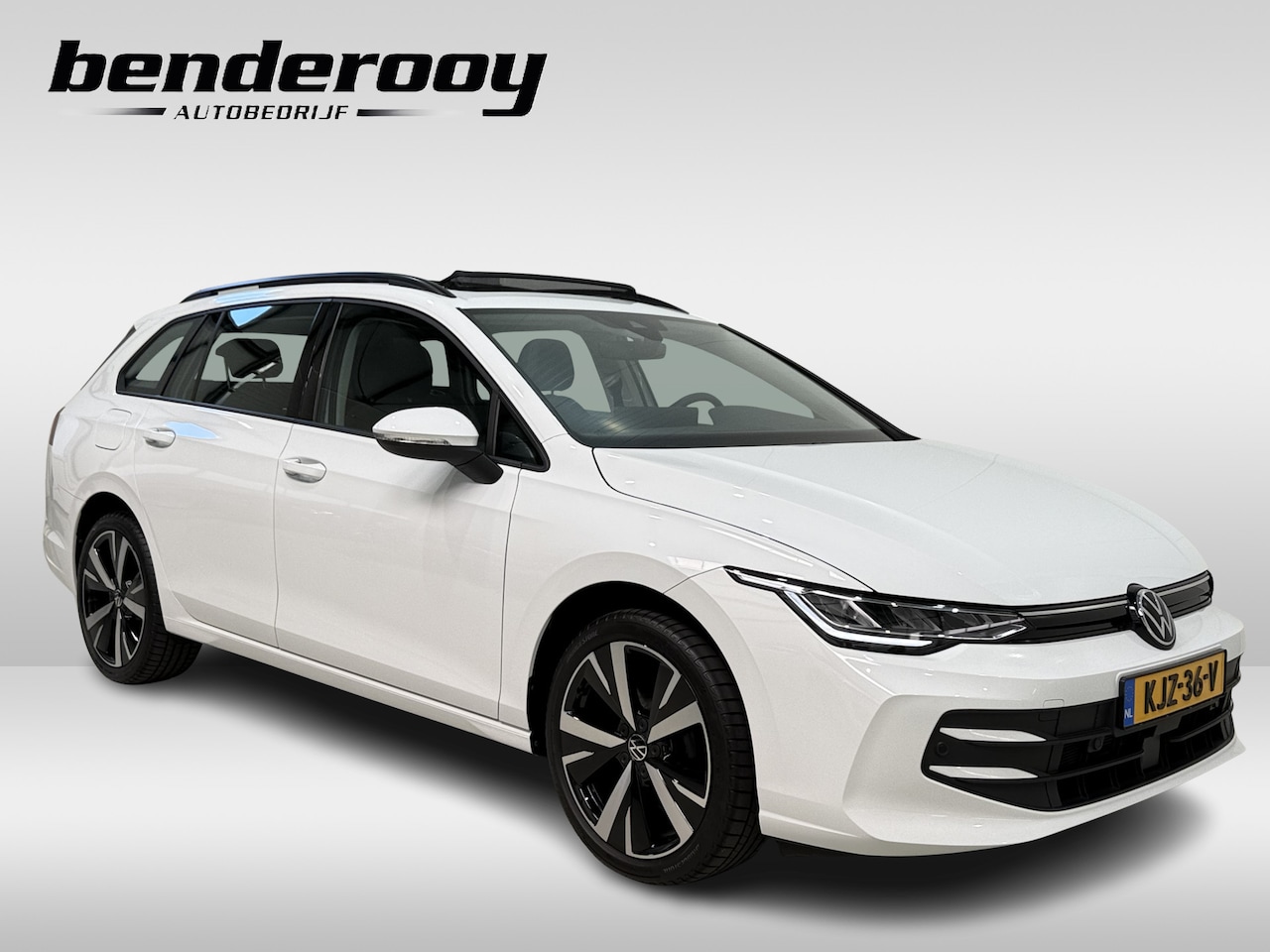 Volkswagen Golf Variant - 1.5 eTSI 150pk DSG Style | Pano dak - AutoWereld.nl