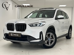 BMW X1 - xDrive30e Luxury | Trekhaak | Panoramadak | Adaptief CC. |