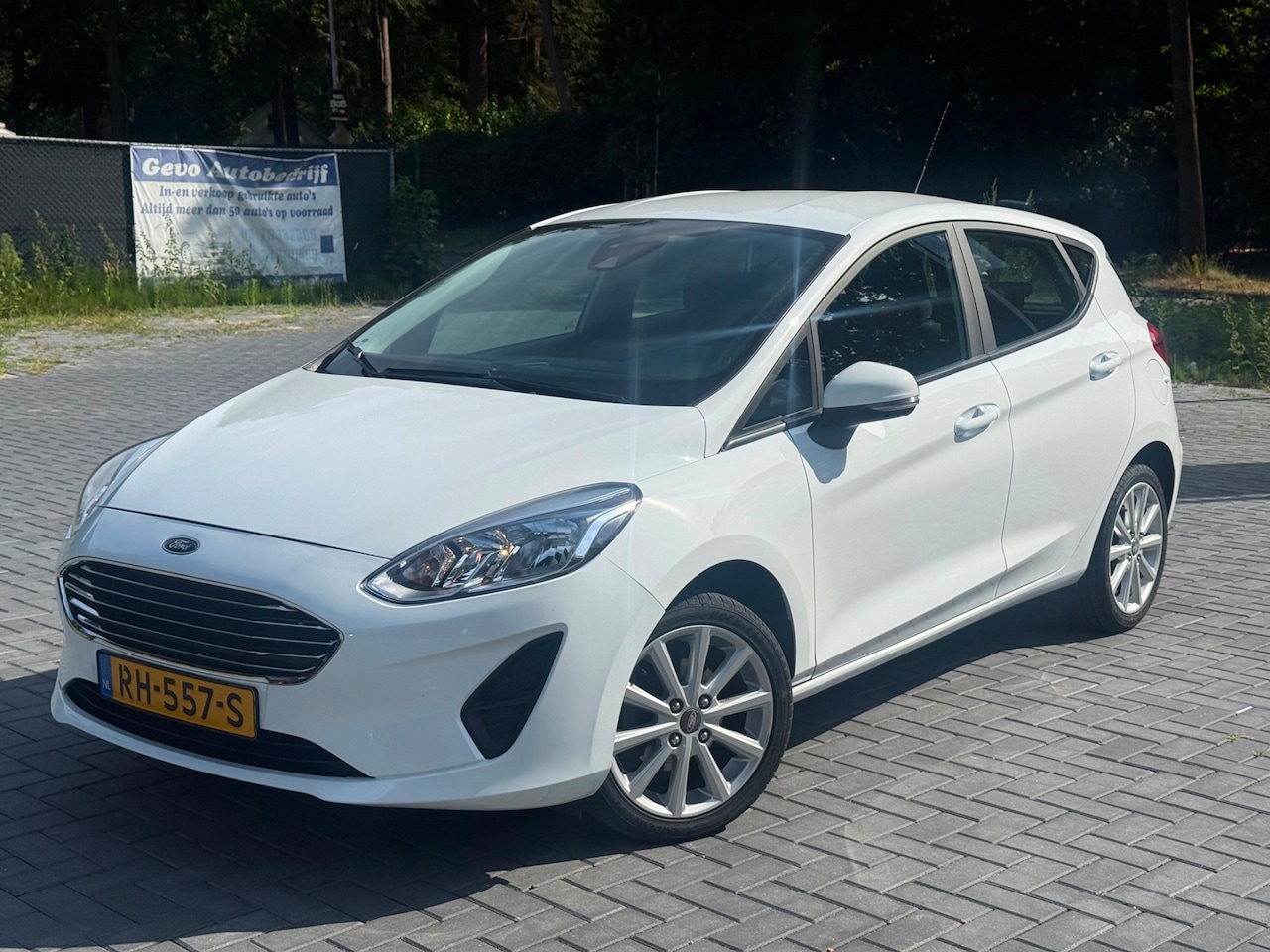 Ford Fiesta - 1.1 Trend/Airco/Cruise/Carplay/LMV/NAP/Elekt Raam - AutoWereld.nl