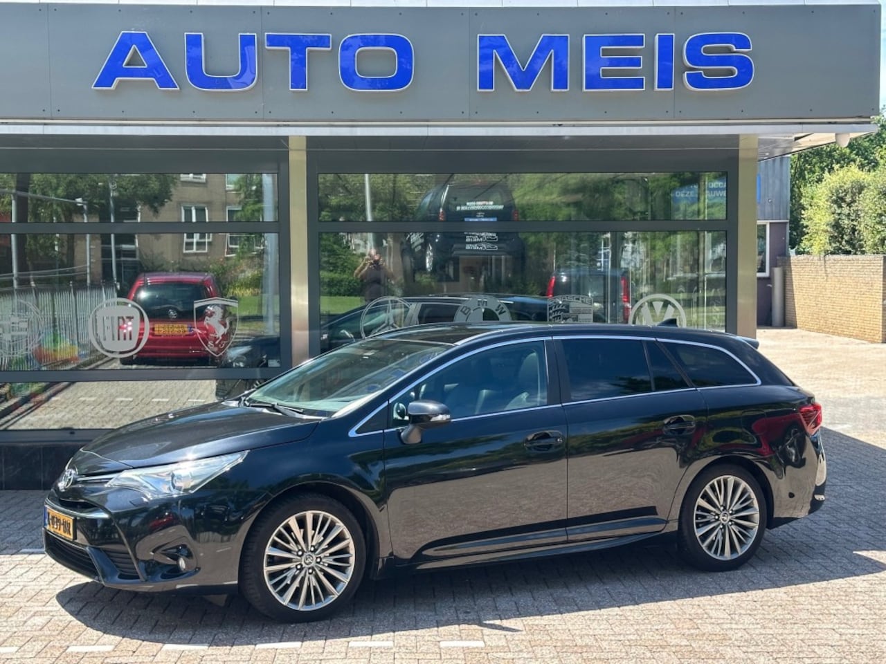 Toyota Avensis - 1.8 VVT-I Premium Navi Leder Panorama AUTOMAAT DEFECT - AutoWereld.nl