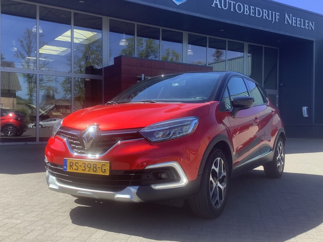 Renault Captur - 0.9 TCe INTENS I camera I trekhaak I dealer onderhouden - AutoWereld.nl