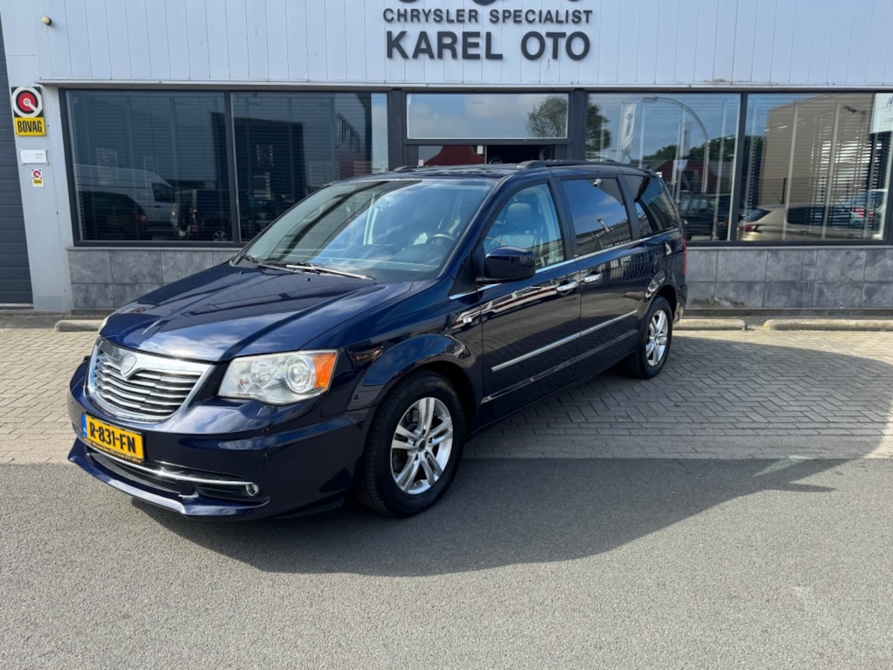 Lancia Voyager - 3.6 TOURING - AutoWereld.nl