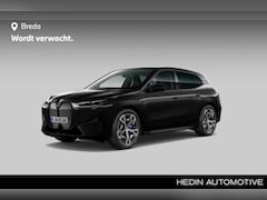 BMW iX - xDrive40 High Executive 77 kWh | 4-zone airconditioning met automatische regeling | Drivin