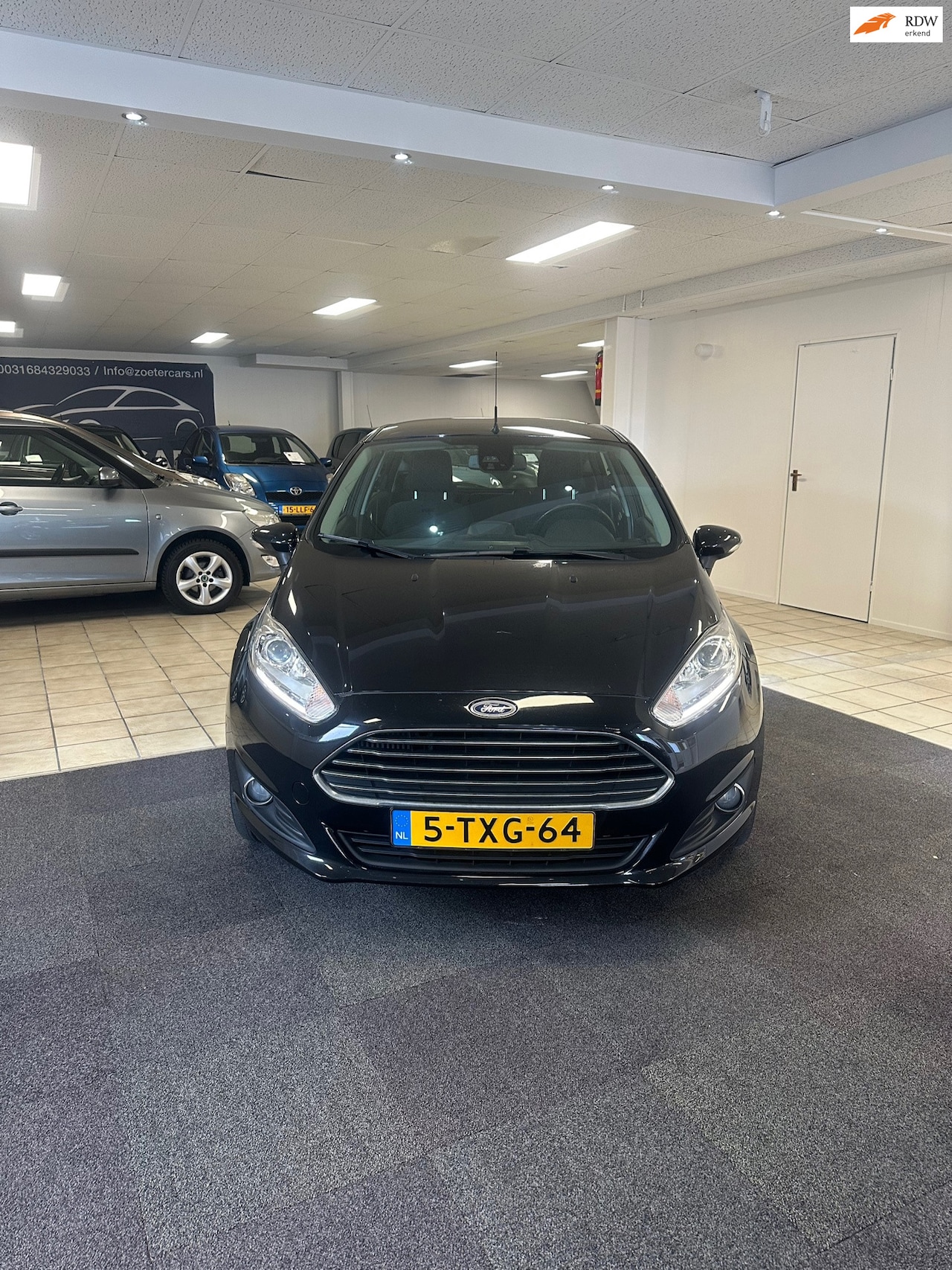 Ford Fiesta - 1.0 EcoBoost Titanium 1.0 EcoBoost Titanium,2de eigenaar.AUTOMAAT - AutoWereld.nl