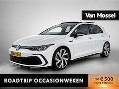Volkswagen Golf - 1.5 eTSI R-Line Business | Automaat | Panoramadak | Navigatie | Apple Carplay / Android Au