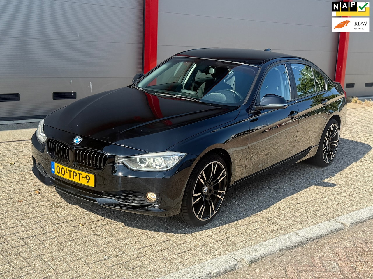 BMW 3-serie - 320i High Executive | Automaat | nieuwe ketting! - AutoWereld.nl