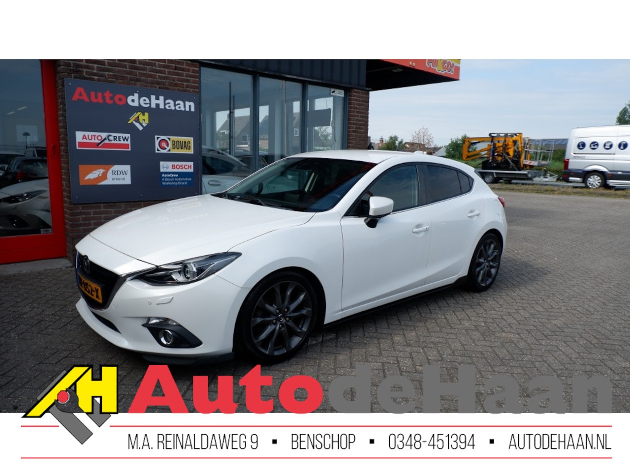 Mazda 3 - 2.0 GT-M Navi/Camera/Tuning/Verlaagd/Sebring - AutoWereld.nl