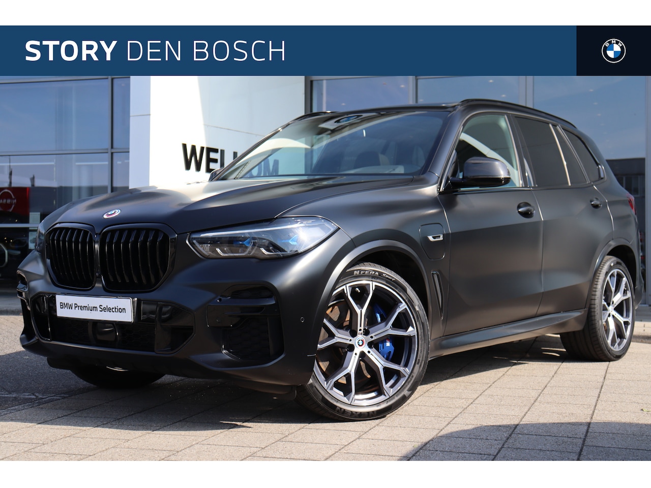 BMW X5 - xDrive45e M Sport Automaat / Trekhaak / Panoramadak Sky Lounge / Comfortstoelen / Comfort - AutoWereld.nl