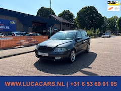 Skoda Octavia Combi - 2.0 TDI Business Airco Trekhaak NIEUWE APK